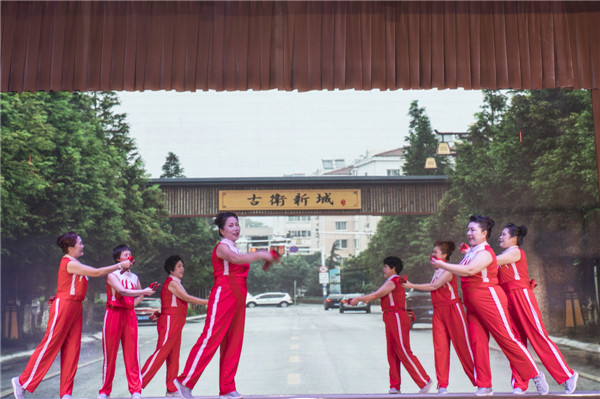 好戲”開演！青島西海岸新區(qū)21場文化大餐送進(jìn)社區(qū)