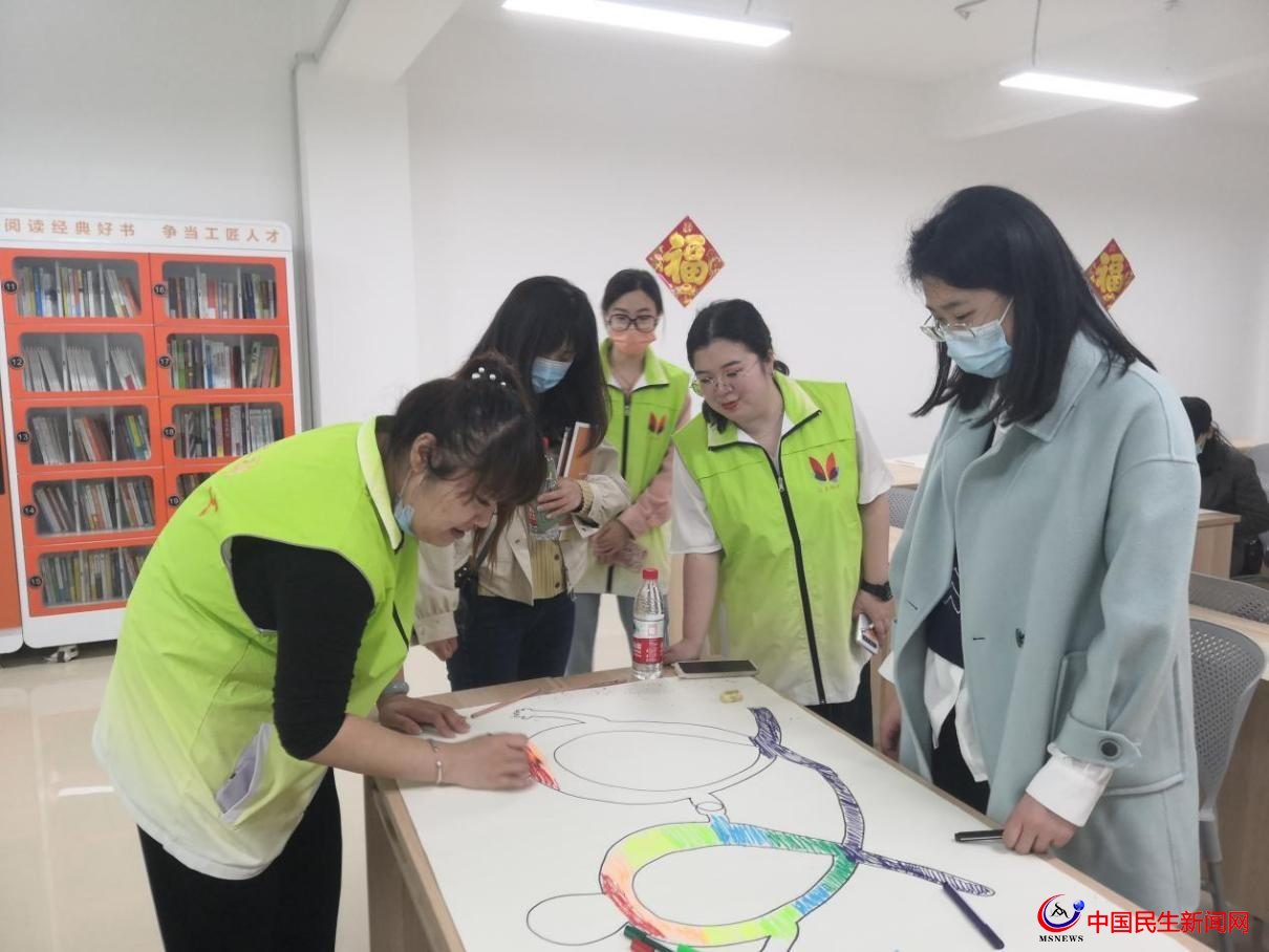 青島市北區(qū)推進(jìn)社工站建設(shè)，讓“微服務(wù)”從點(diǎn)滴做起
