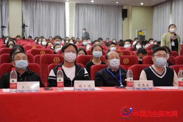 紅心頌黨恩，學(xué)習(xí)二十大｜恒星學(xué)院舉行第三屆金話筒大賽