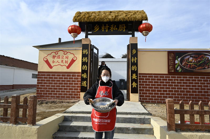 點(diǎn)旺鄉(xiāng)村“煙火氣”青島西海岸新區(qū)：藏馬鄉(xiāng)村美食街開(kāi)業(yè)納客