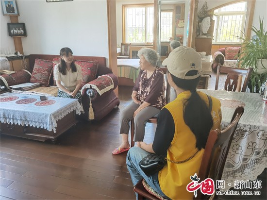 青島嶗山：為空巢老人點(diǎn)亮一盞燈，讓其“空巢”不“空心”