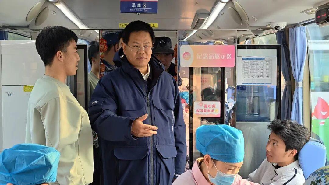 青春熱血燃！338位師生匯聚愛的港灣，熱血傳遞青春力量